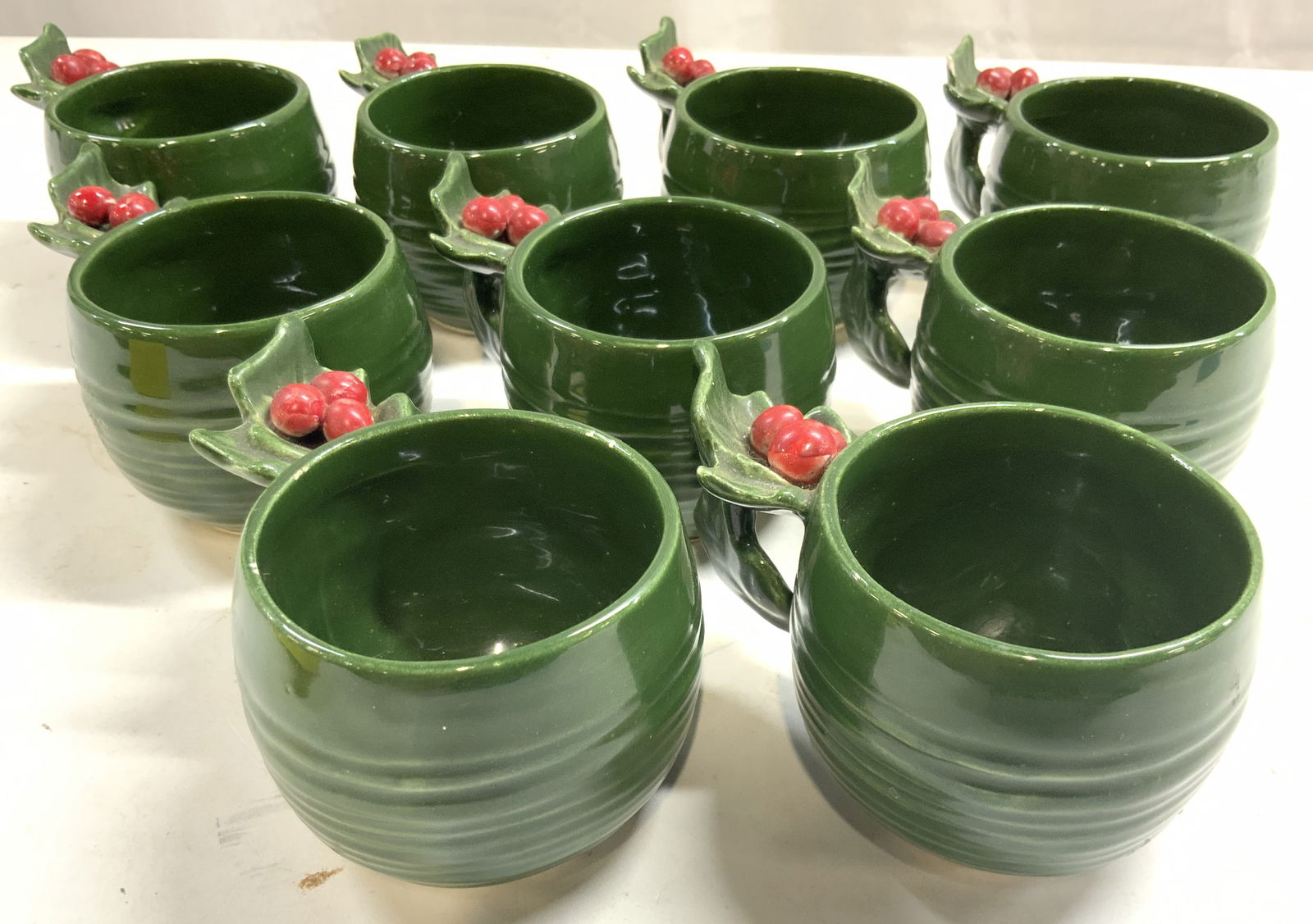 Set 9 Ceramic Christmas Mistletoe Teacups (1 of 6)