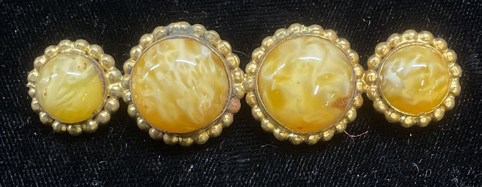 Vtg Gold Tone Lucite Cabochon Brooch (1 of 6)