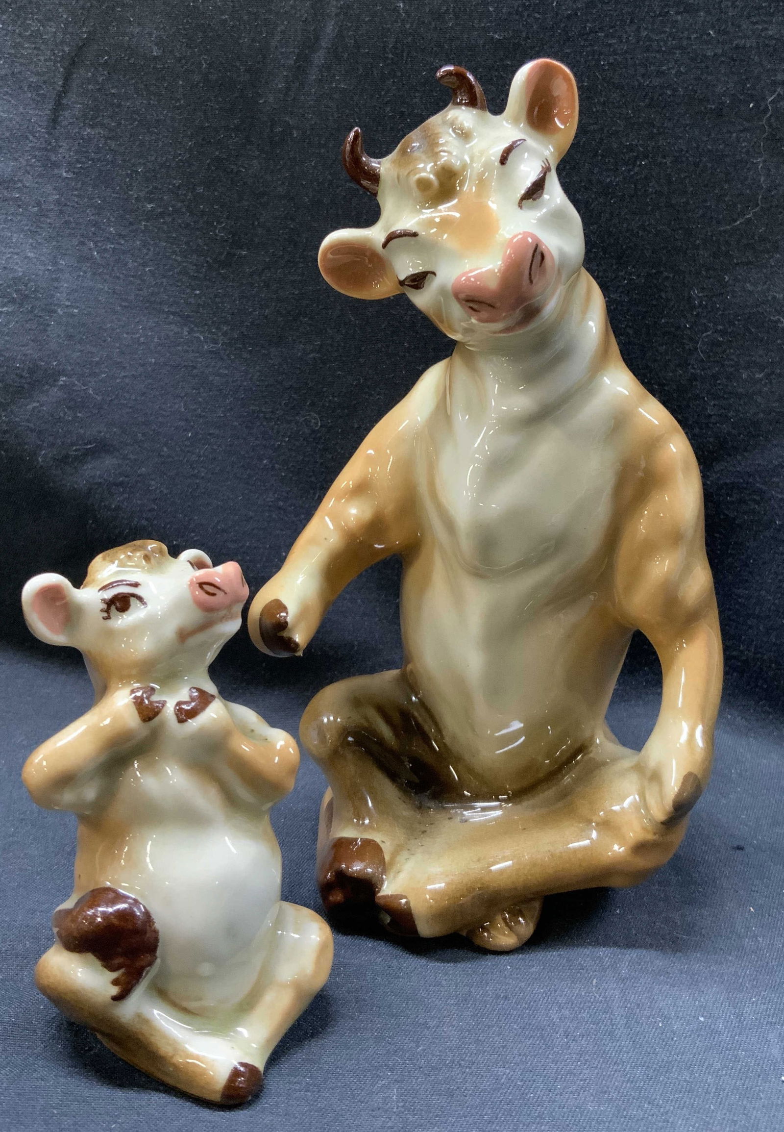 Ceramic Arts Studio Cow & Calf Salt &Pepper Shaker (1 of 10)