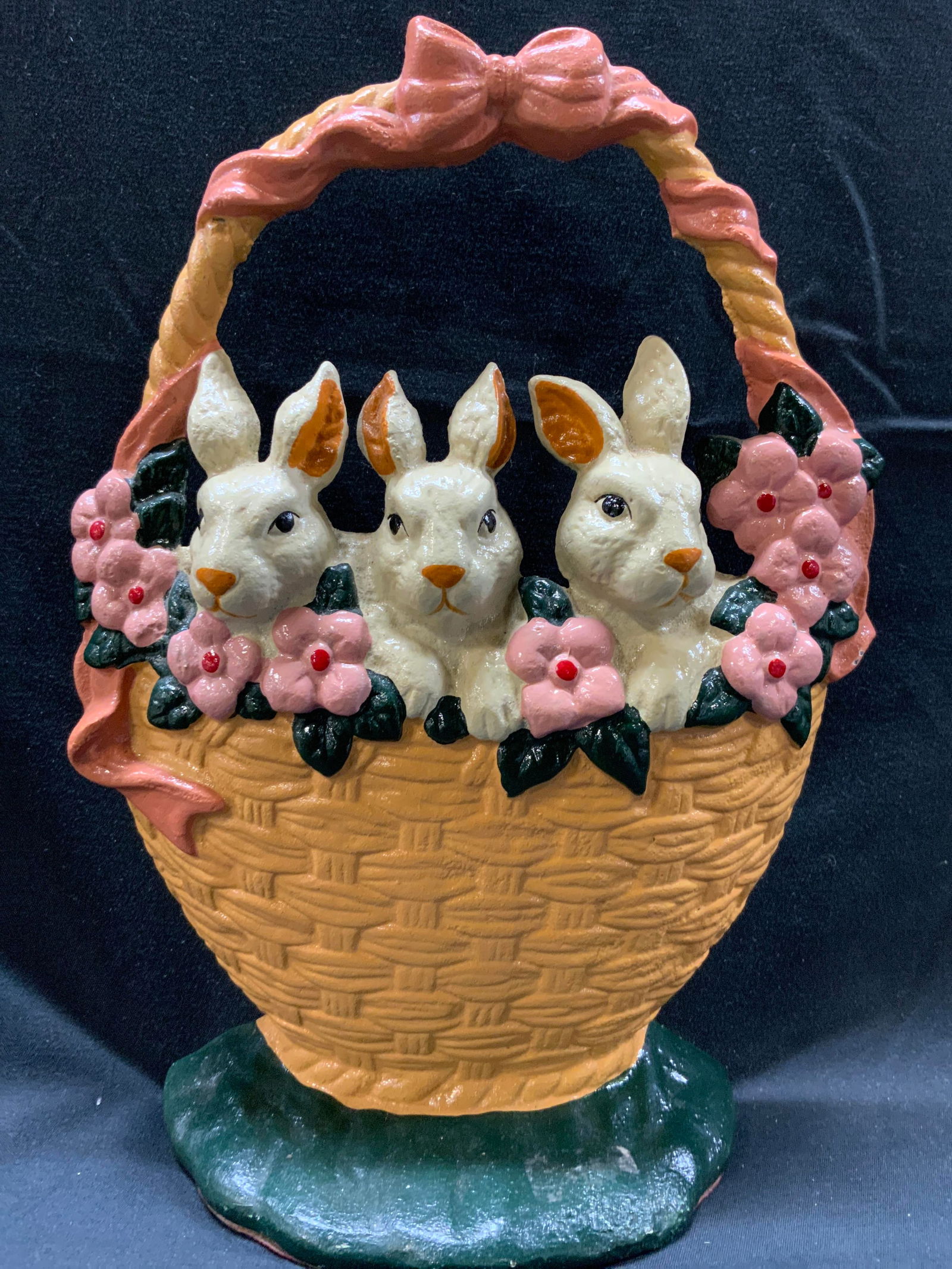 Vintage Cast Iron Bunny Basket Doorstop (1 of 7)