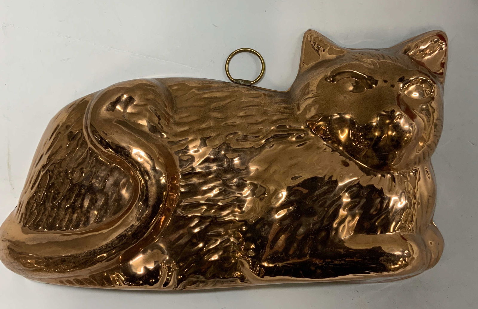 Vintage Copper Cat Mold w Brass Hook (1 of 7)