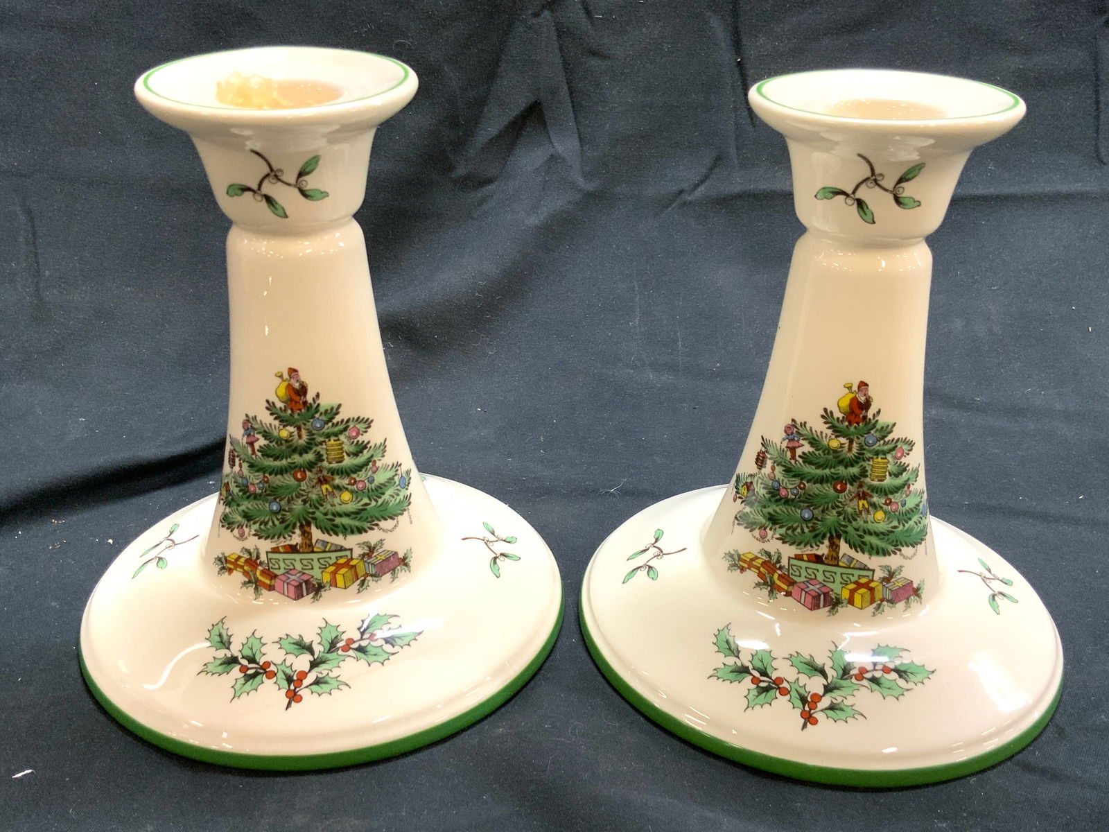 Pr SPODE CHRISTMAS TREE Porcelain Candlesticks (1 of 8)