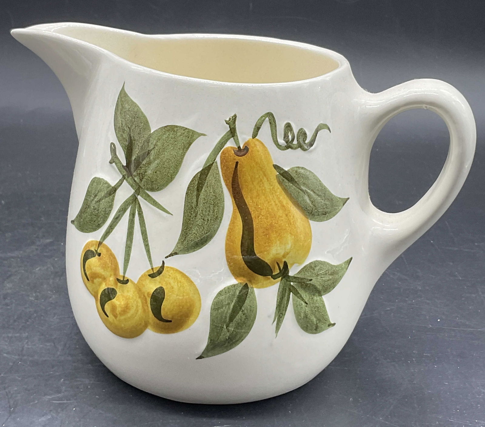 STANGL POTTERY SCULPTURED FRUIT Hand Paint Jug USA (1 of 7)