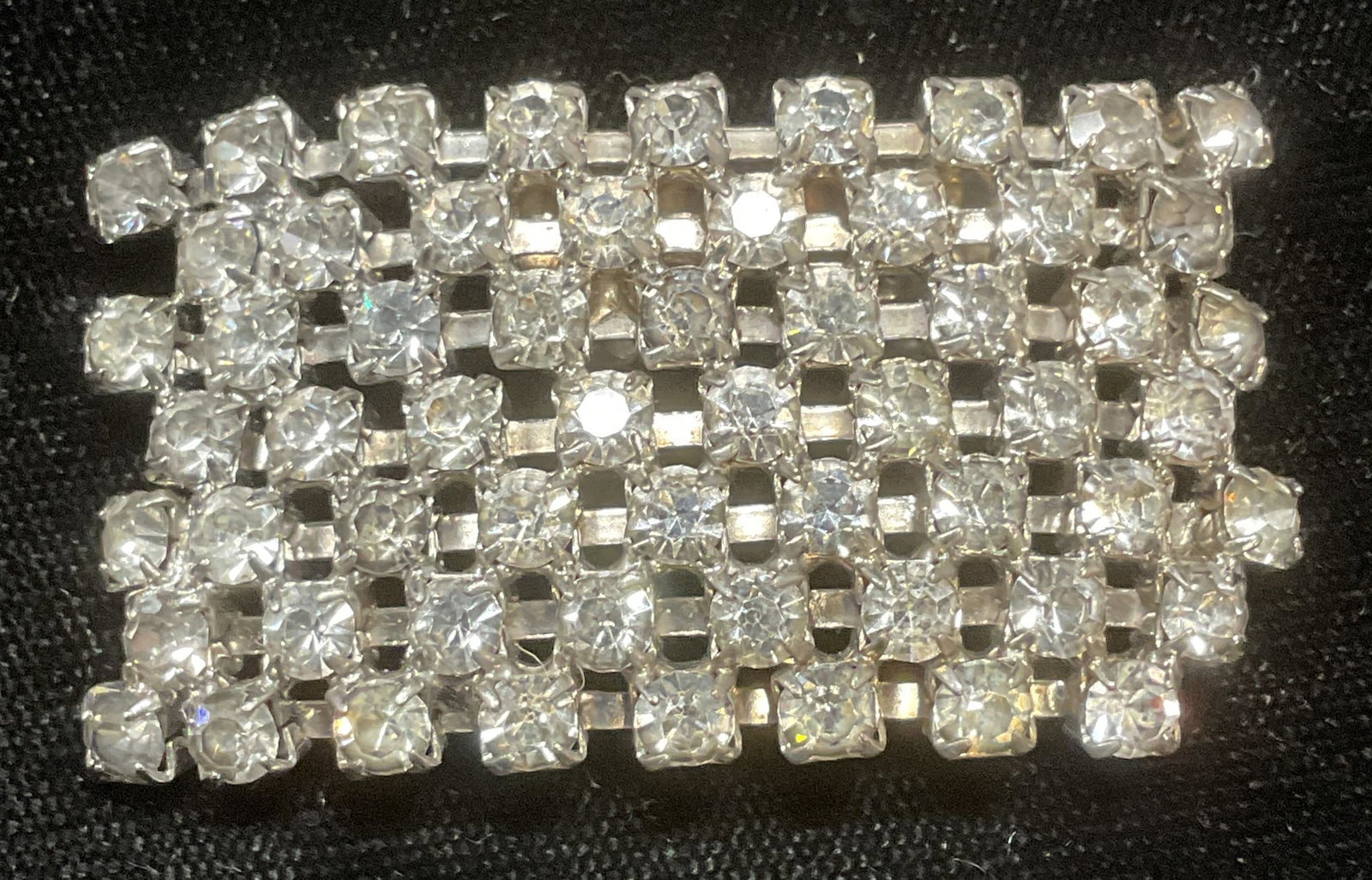 Vintage Musi Silver Tn Crystal Shoe Clip: Vintage Musi shoe clip. Silver tone with crystal decoration. Signed on underside. Measures approx 1 x 2 inches. Some wear including scratching, loss observed. Jewelry, estate jewelry, costume jewelry,