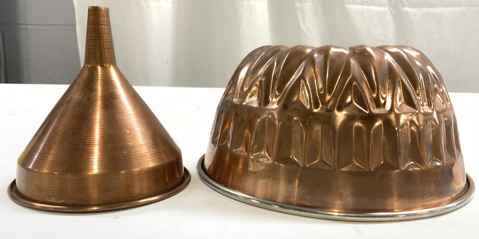 Lot 2 Vntg Copper Mold & Funnel (1 of 6)