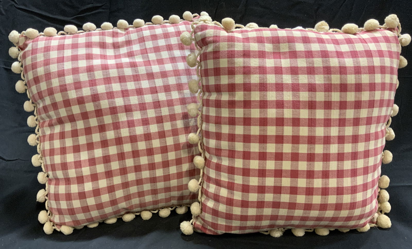 Pr Checkered Throw Pillows W Pom Pom Edges (1 of 7)