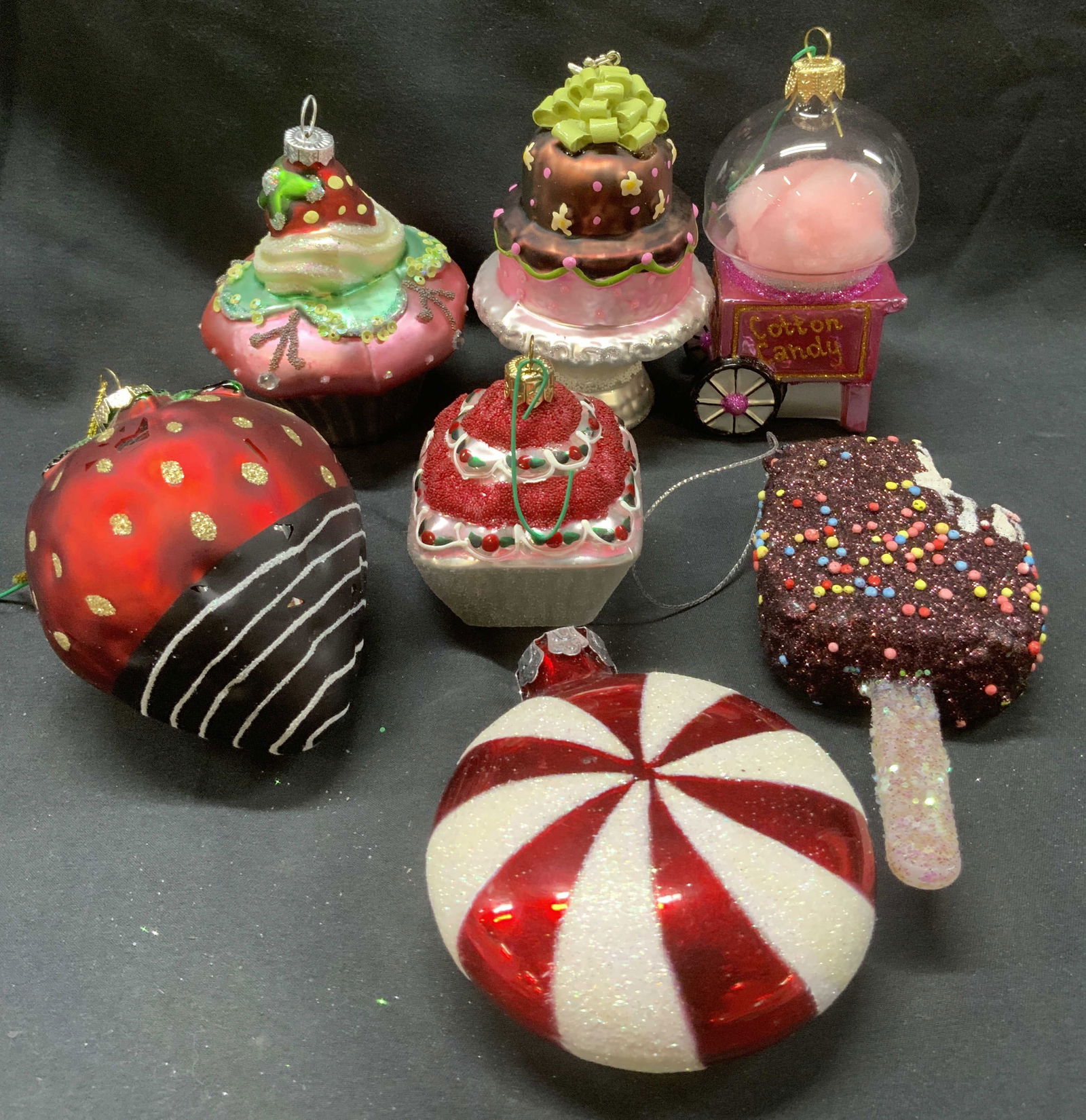 Lot 7 Christmas Tree Ornaments (1 of 8)