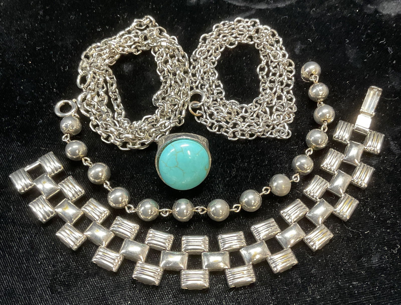 Lot 5 Silver Tn Necklaces, Bracelets, Ring (1 of 9)