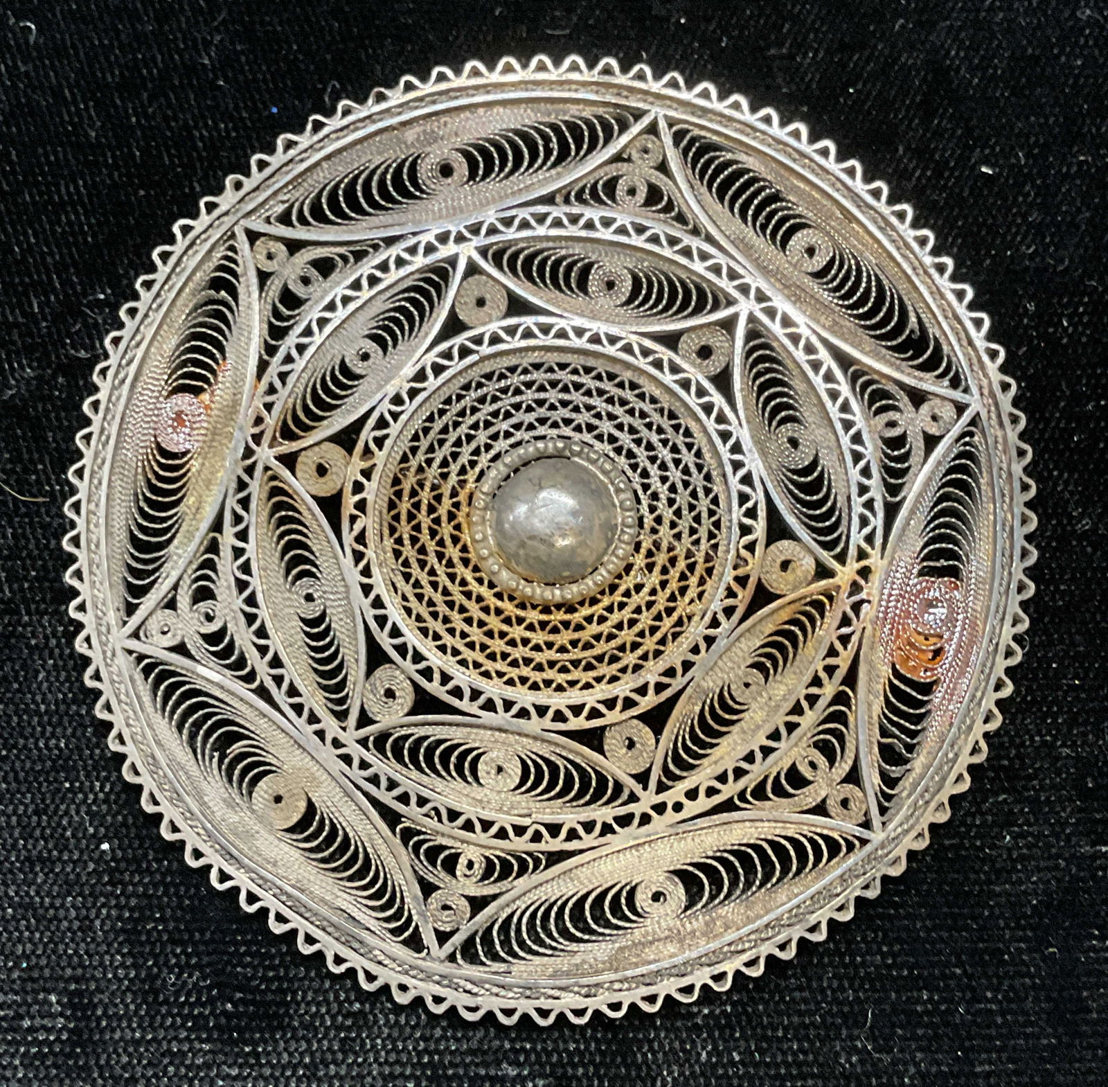 Vintage Silver Tone Filigree Brooch (1 of 6)