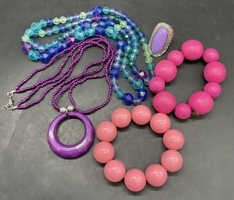 Lot 5 Chunky Statement Jewelry, Necklaces +