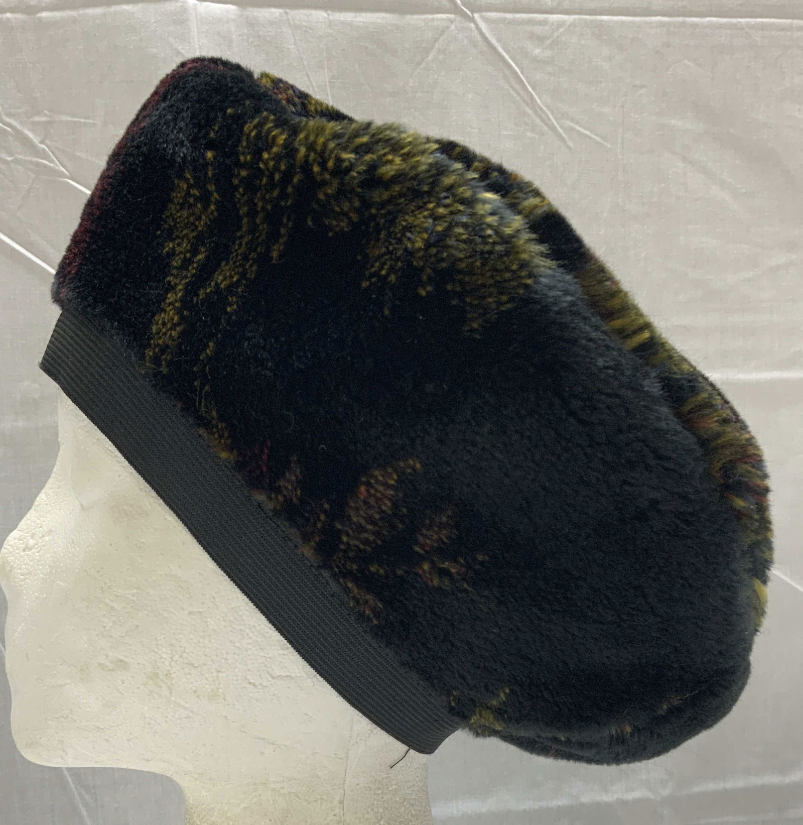Faux Fur Multi Color Black Beret (1 of 6)