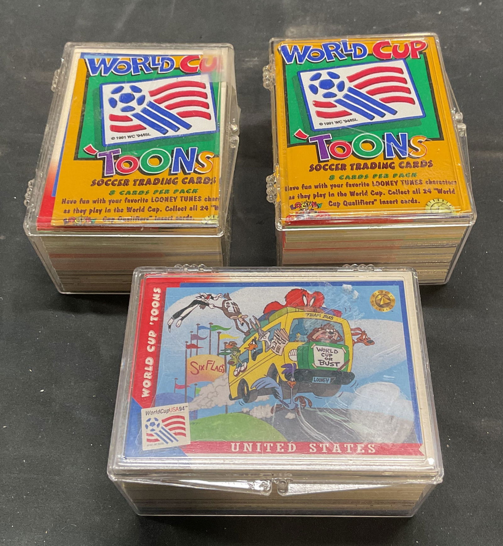 100+ Looney Tunes World Cup Trading Cards 1994 (1 of 6)