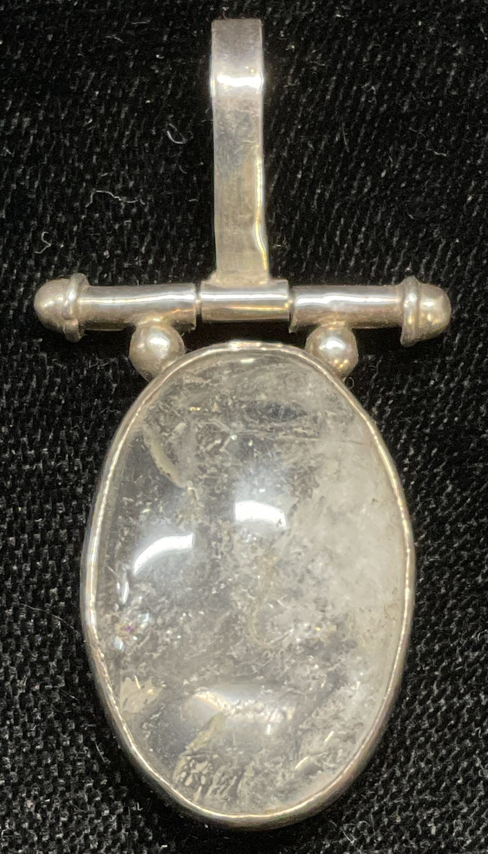 Vintage Sterling Silver & Quartz Pendant: Vintage sterling silver and clear quartz semiprecious pendant. Marked sterling, faint. Measures approx 1.75 x 7/8 inches. Total weight 6.9 grams. Some wear including scratching observed. Jewelry, esta