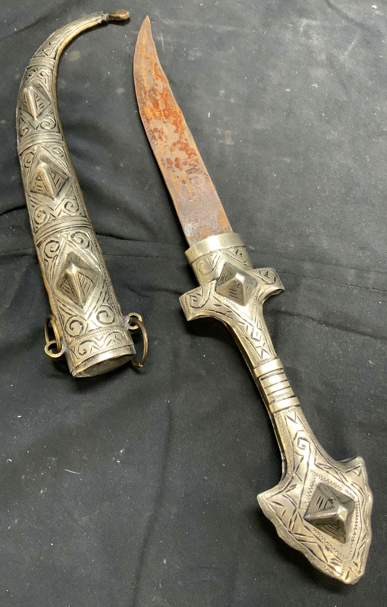 Vintage Moroccan Dagger W Scabbard (1 of 6)