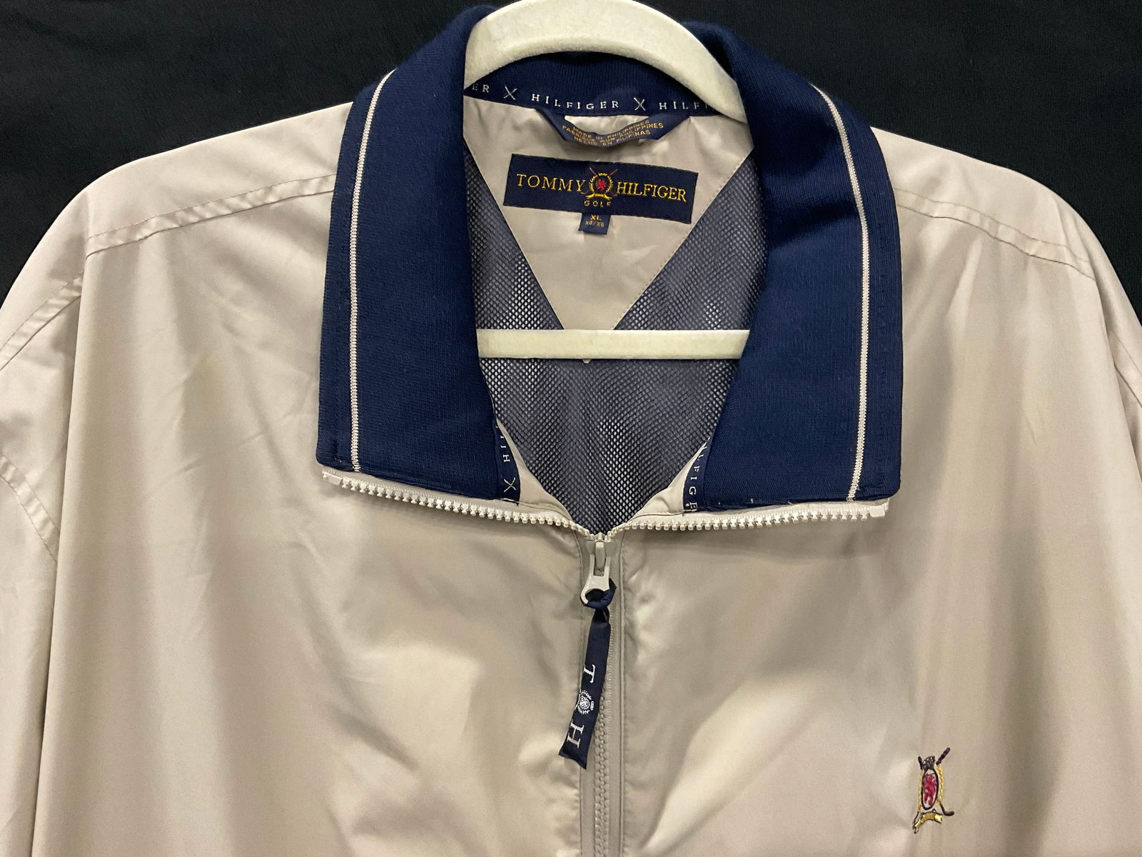 TOMMY HILFIGER GOLF Zippered Light Jacket (1 of 11)
