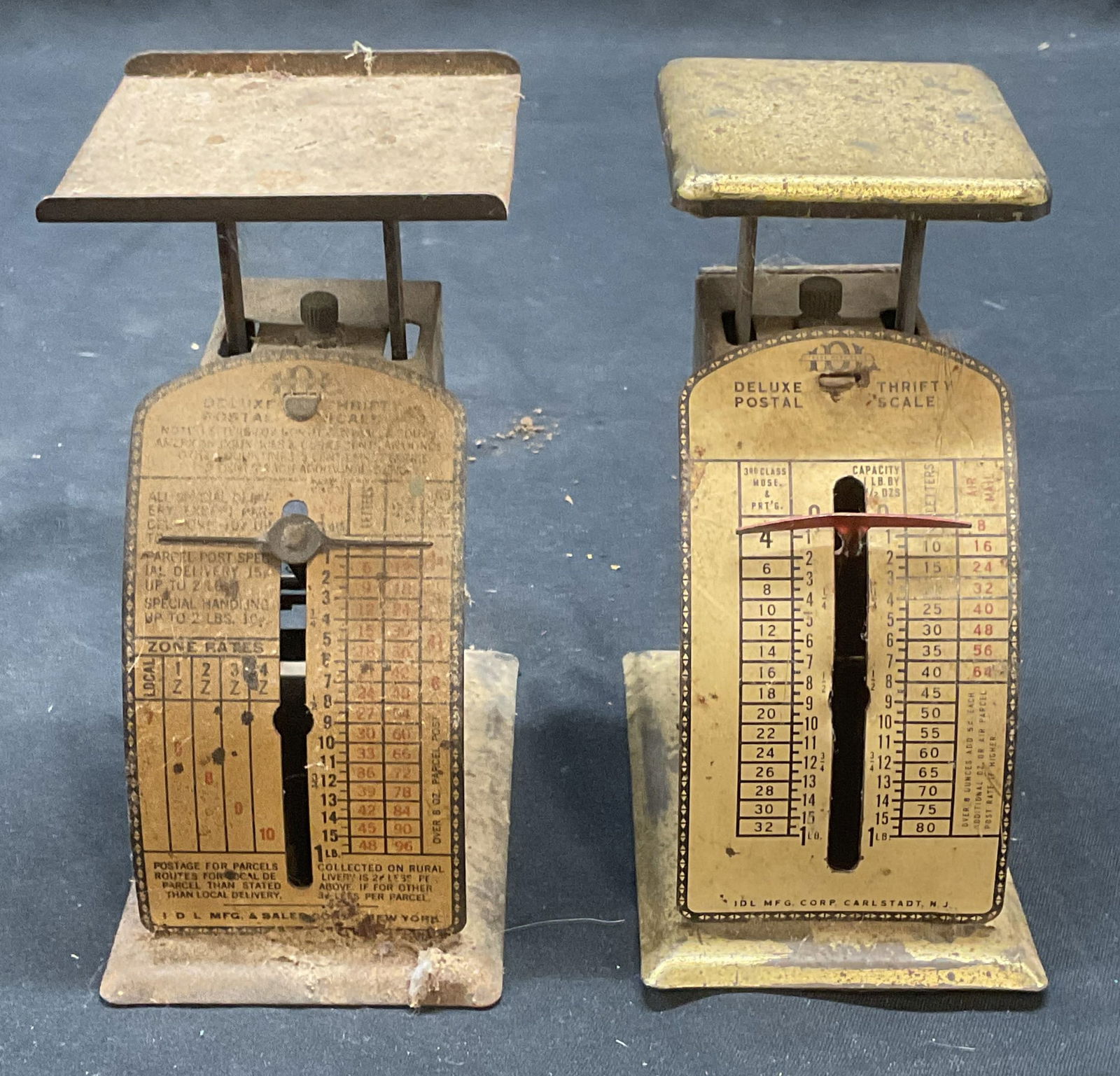 Lot 2 Vintage IDL Deluxe Thrifty Postal Scales (1 of 8)