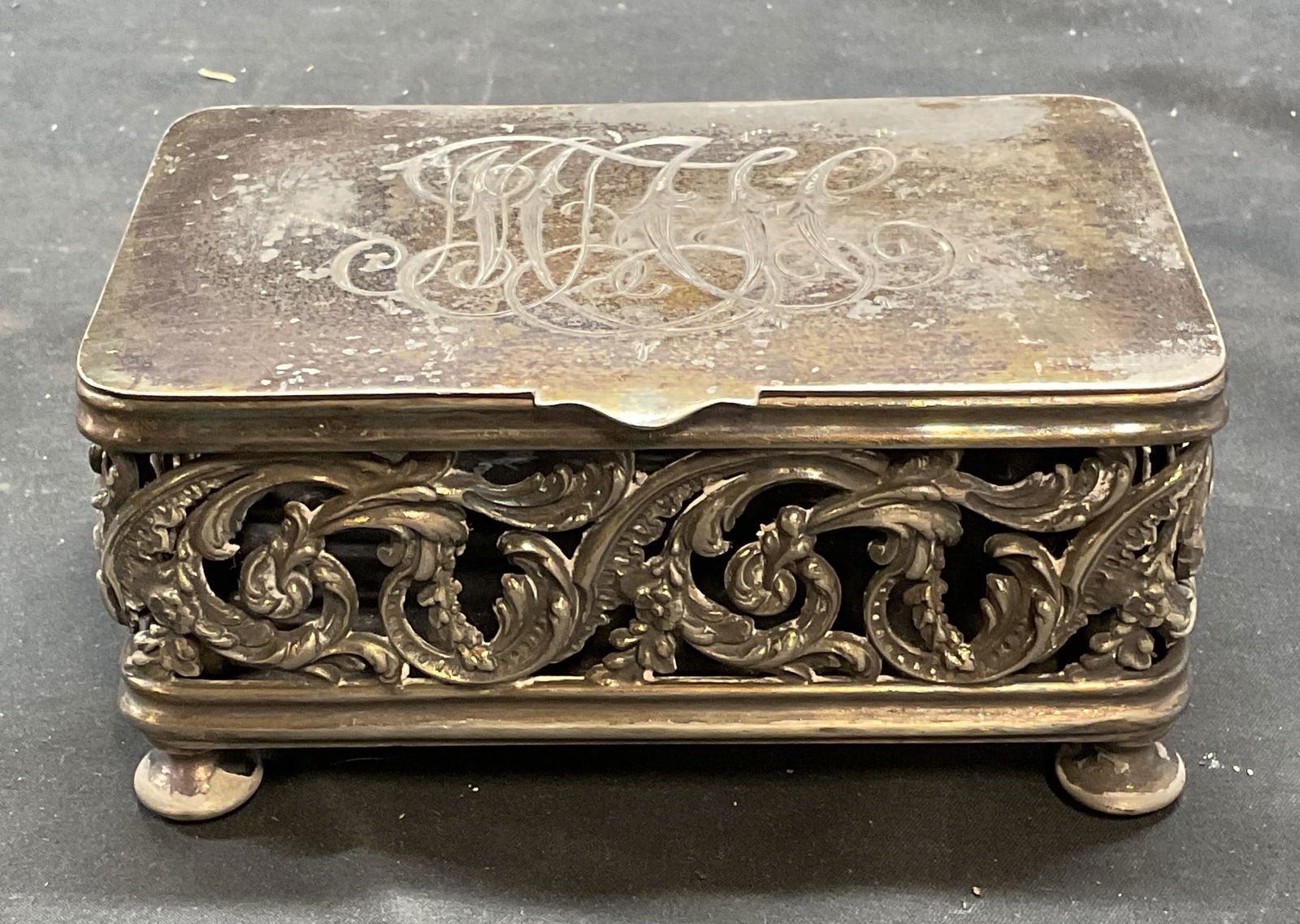 Vtg Reed & Barton Silver Plated Jewelry Box (1 of 8)