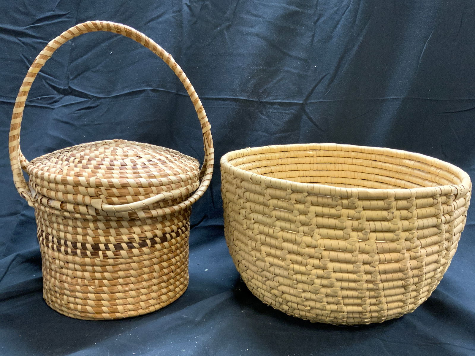 Lot 2 Woven Rattan Baskets (1 of 7)