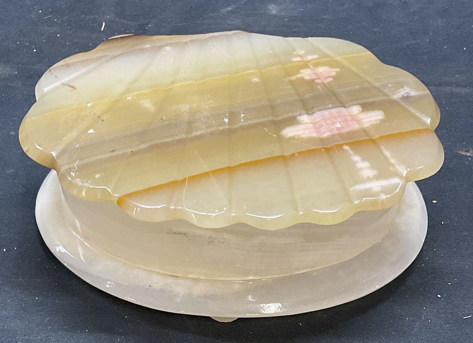 Vintage Carved Alabaster Shell Motif Box (1 of 6)