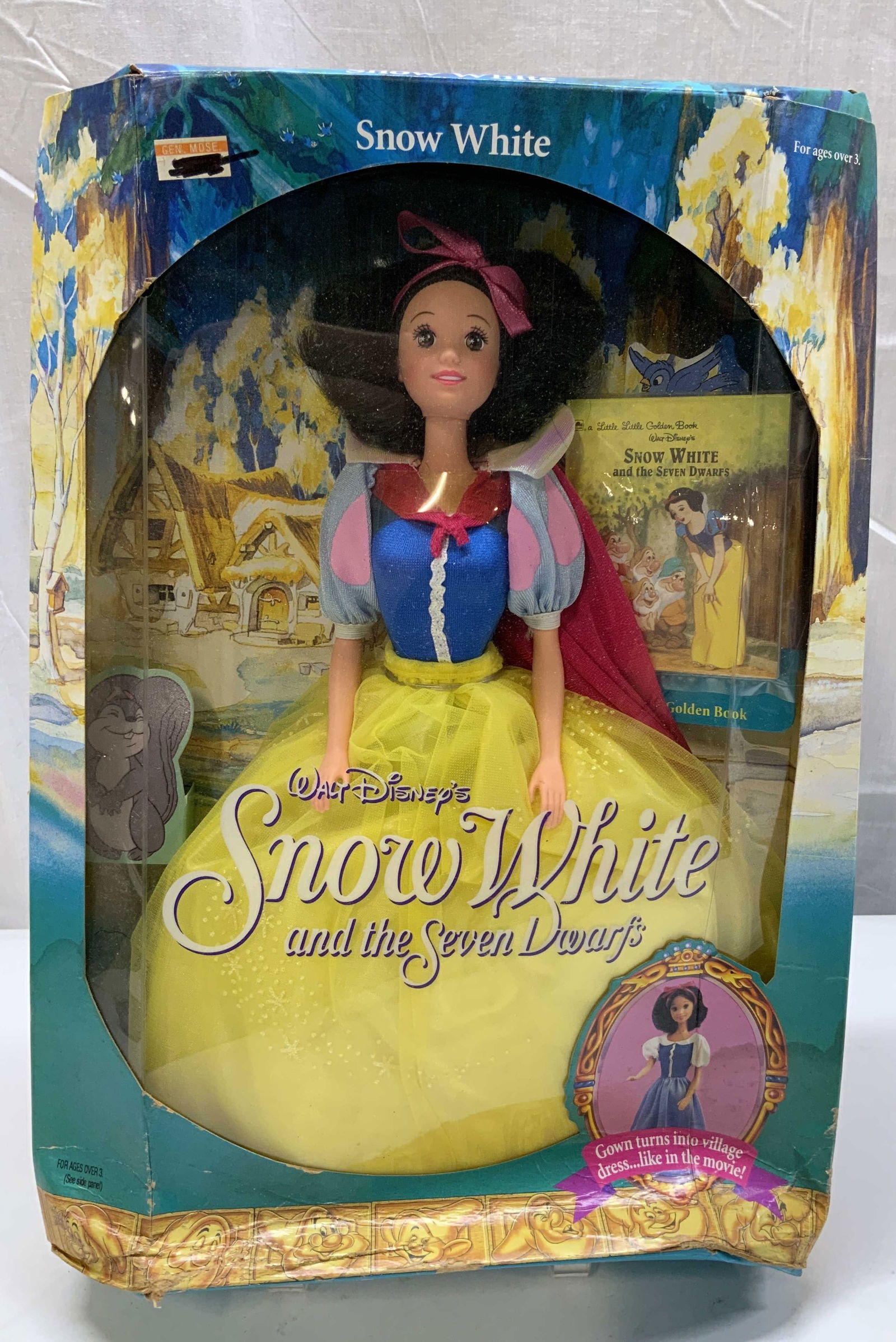 1992 Walt Disney Snow White Doll NIB (1 of 6)