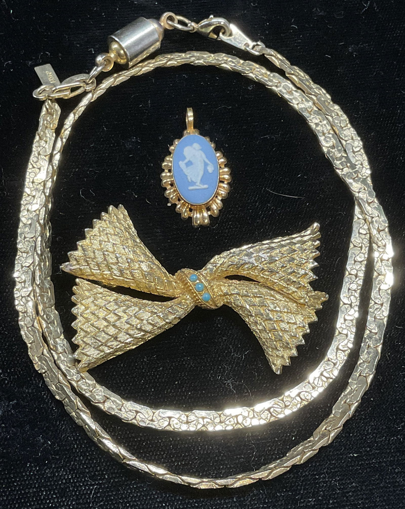 Lot 3 14k Gold Pl Necklace, Pendant, Brooch (1 of 8)