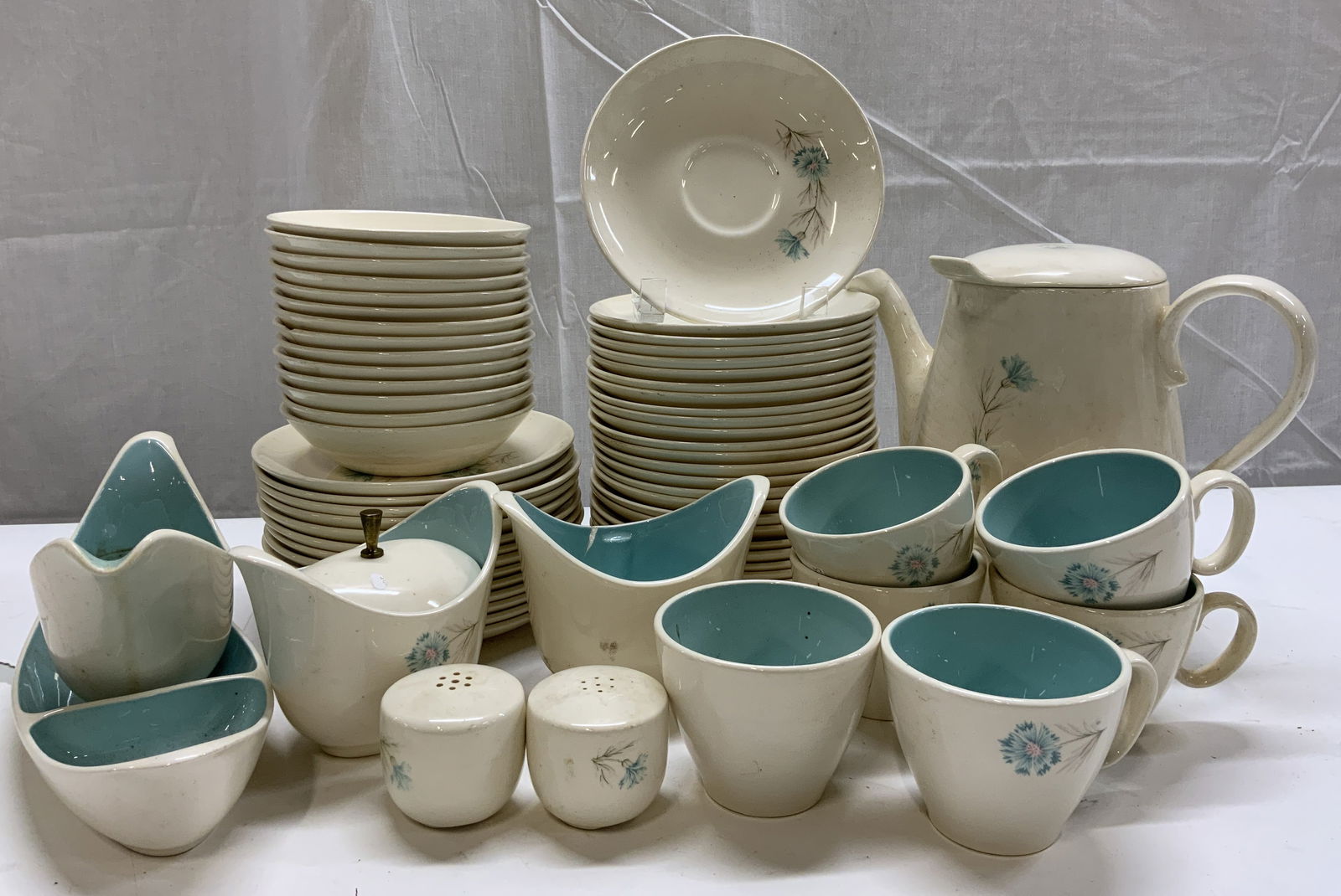 Lot 60+ Vntg Floral Tea Set w Salt&Pepper Shaker (1 of 12)