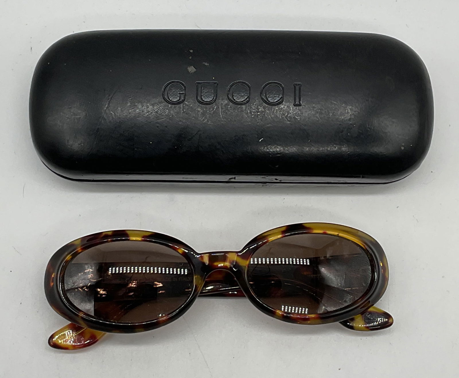 Gucci Round Tortoise Sunglasses & Case, Italy (1 of 7)