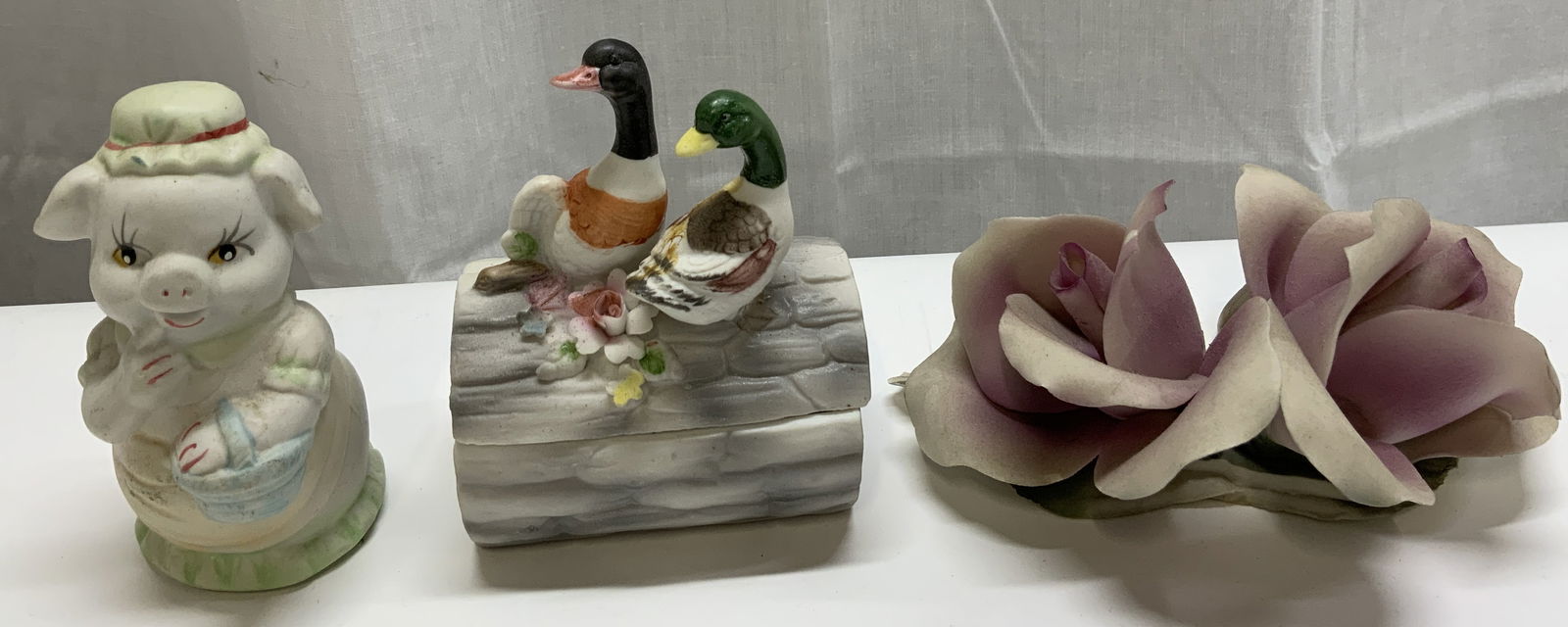 Lot 3 Porcelain Trinket Box, Figural & Flower (1 of 10)