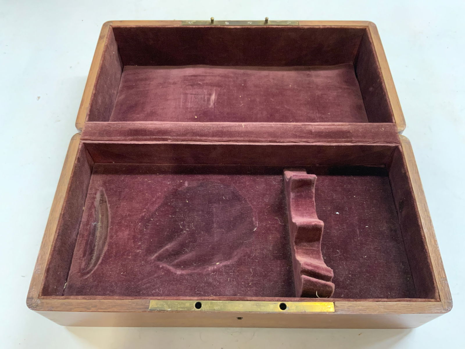 Vintage Wooden Keepsake Box W Hinged Lid (1 of 10)