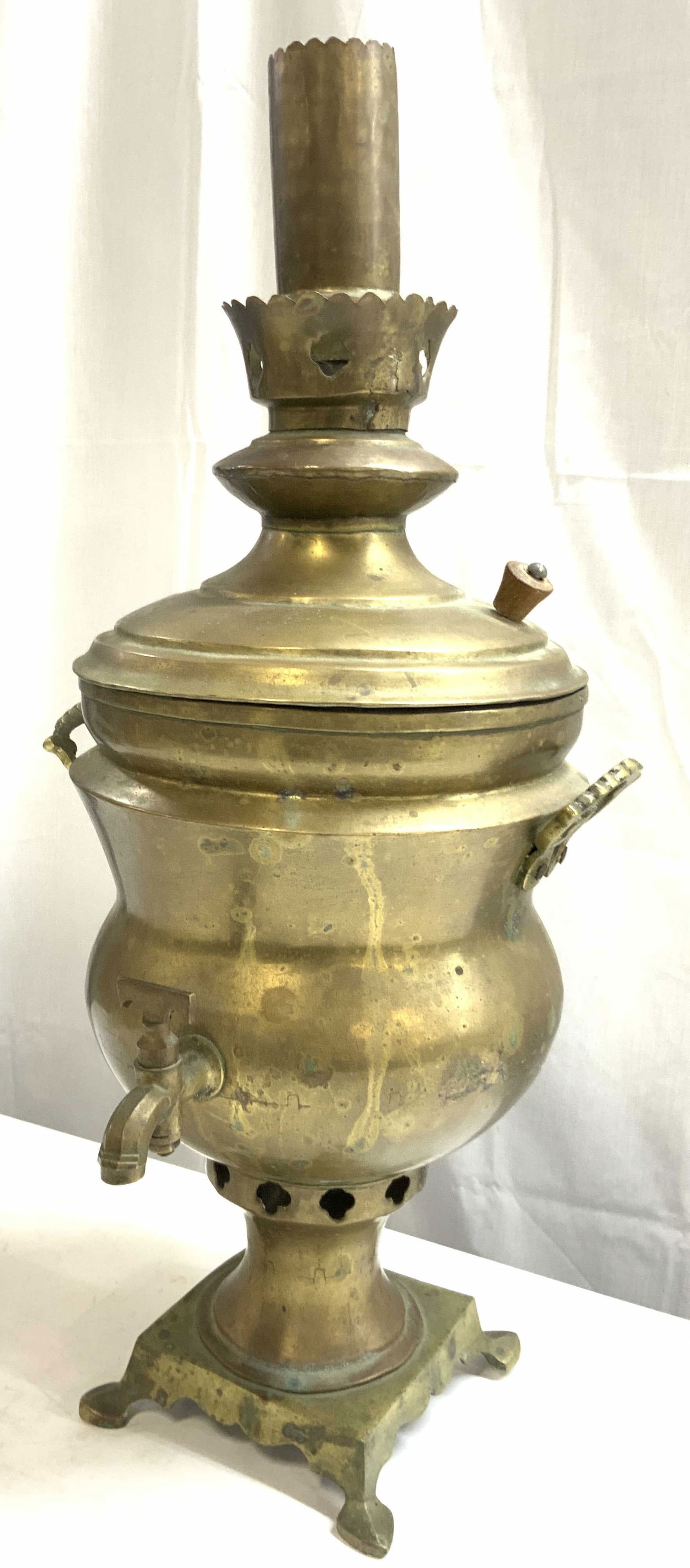 Antique Brass Samovar W Handles & Feet (1 of 10)