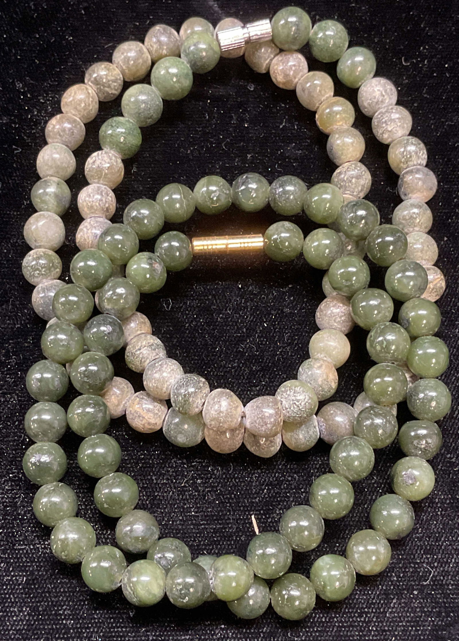 Lot 2 Vintage Jade Semiprecious Beaded Necklaces (1 of 7)