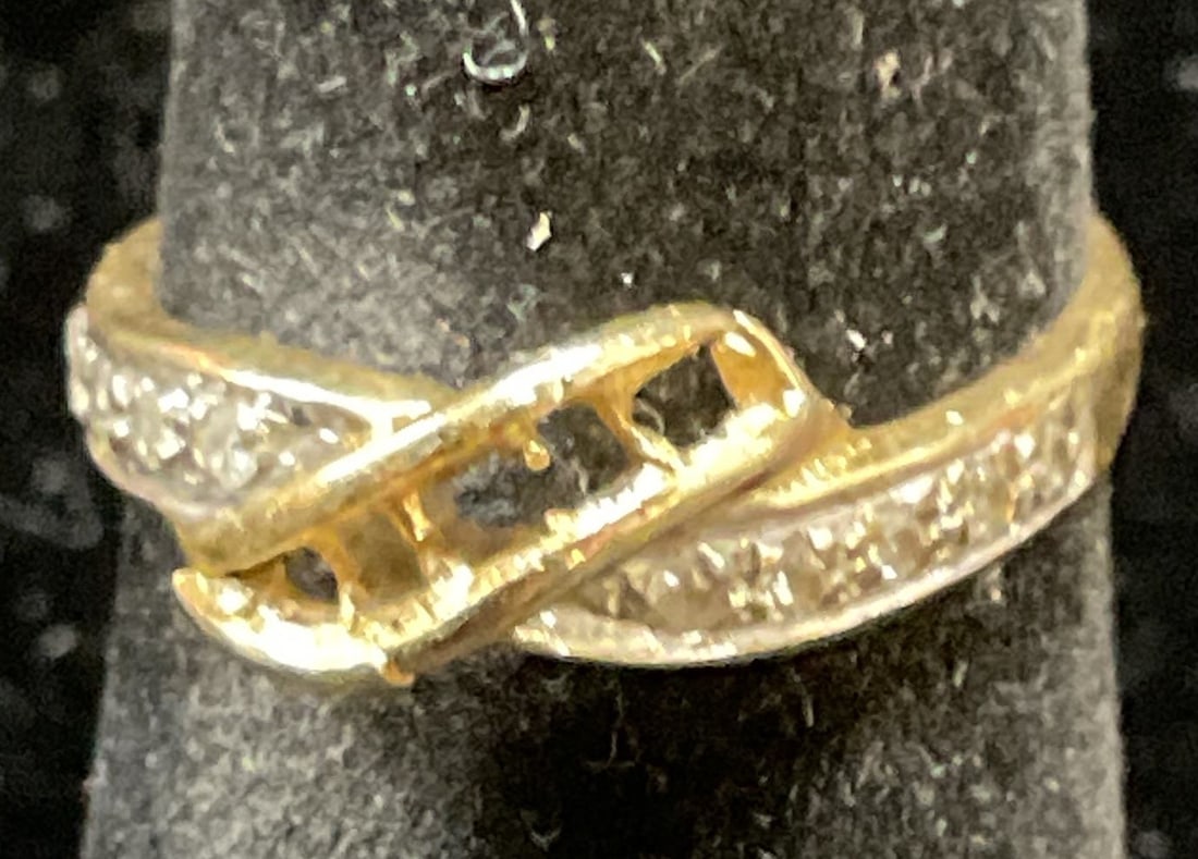 14k Gold & Diamond Ring: 14k gold ring with diamonds. Marked 14k. Ring size 5. Total weight 2 grams. Some stone need replacement, setting needs repair. Some scratching observed. Jewelry, estate jewelry, fine jewelry, cocktail