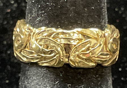 AK 18K Gold Chain Band Ring, Turkey: AK 18k gold ring. Chain band. Signed on band. Made in Turkey. Marked 18k. Ring size 5. Total weight 2.2 dwt. Some scratching observed. Jewelry, estate jewelry, fine jewelry, cocktail jewelry, fashion