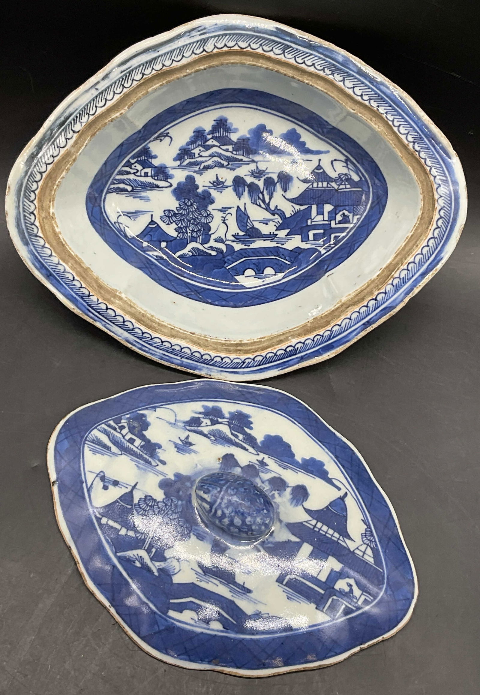 Vintage Blue & White Asian Porcelain Lidded Tureen (1 of 8)