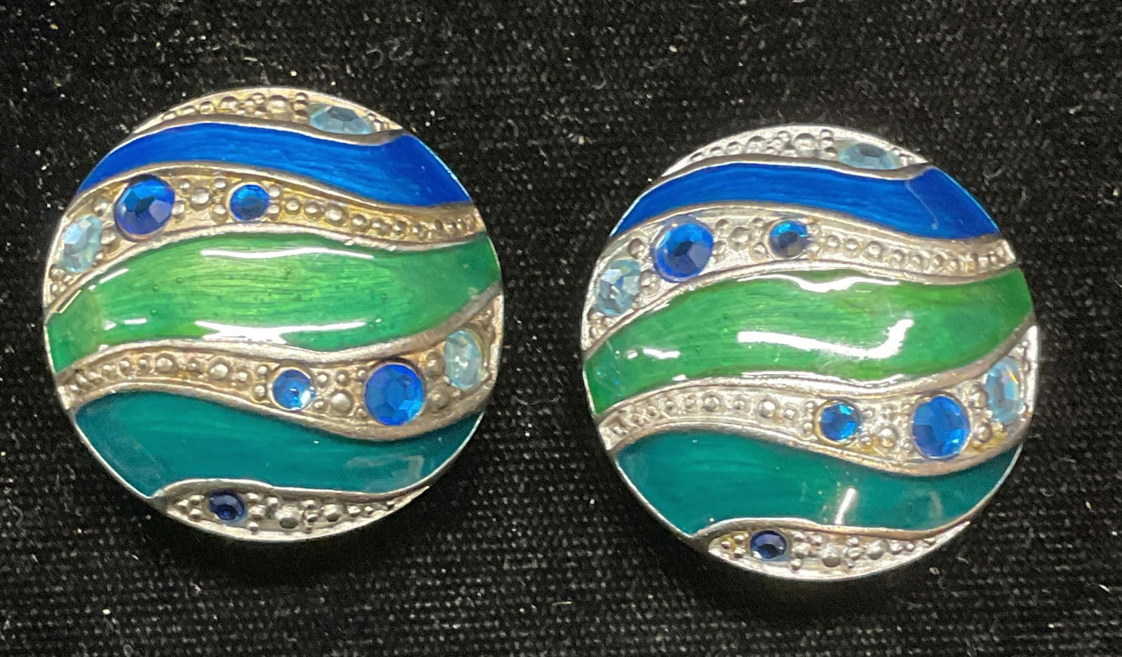 Vtg Silver Tn Green Blue Enamel Crystal Earrings (1 of 6)