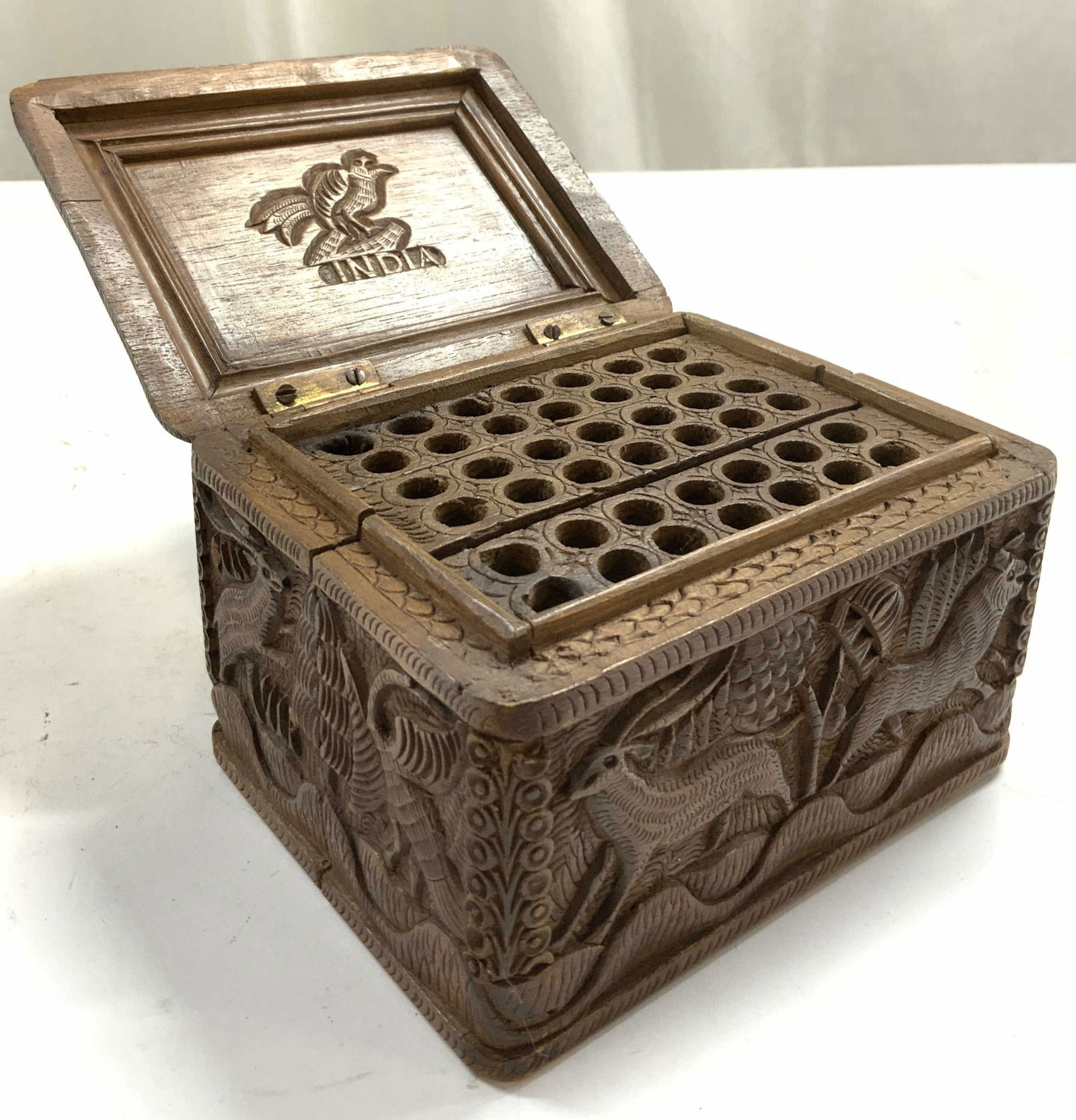 Anglo-Indian Carved Sandalwood Cigarette Holder (1 of 10)