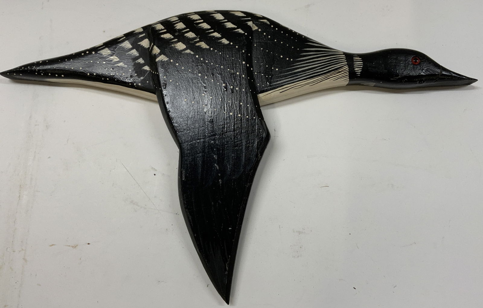 WOODEN WILDLIFE Maine Lynda C Bryan Loon Carving (1 of 6)