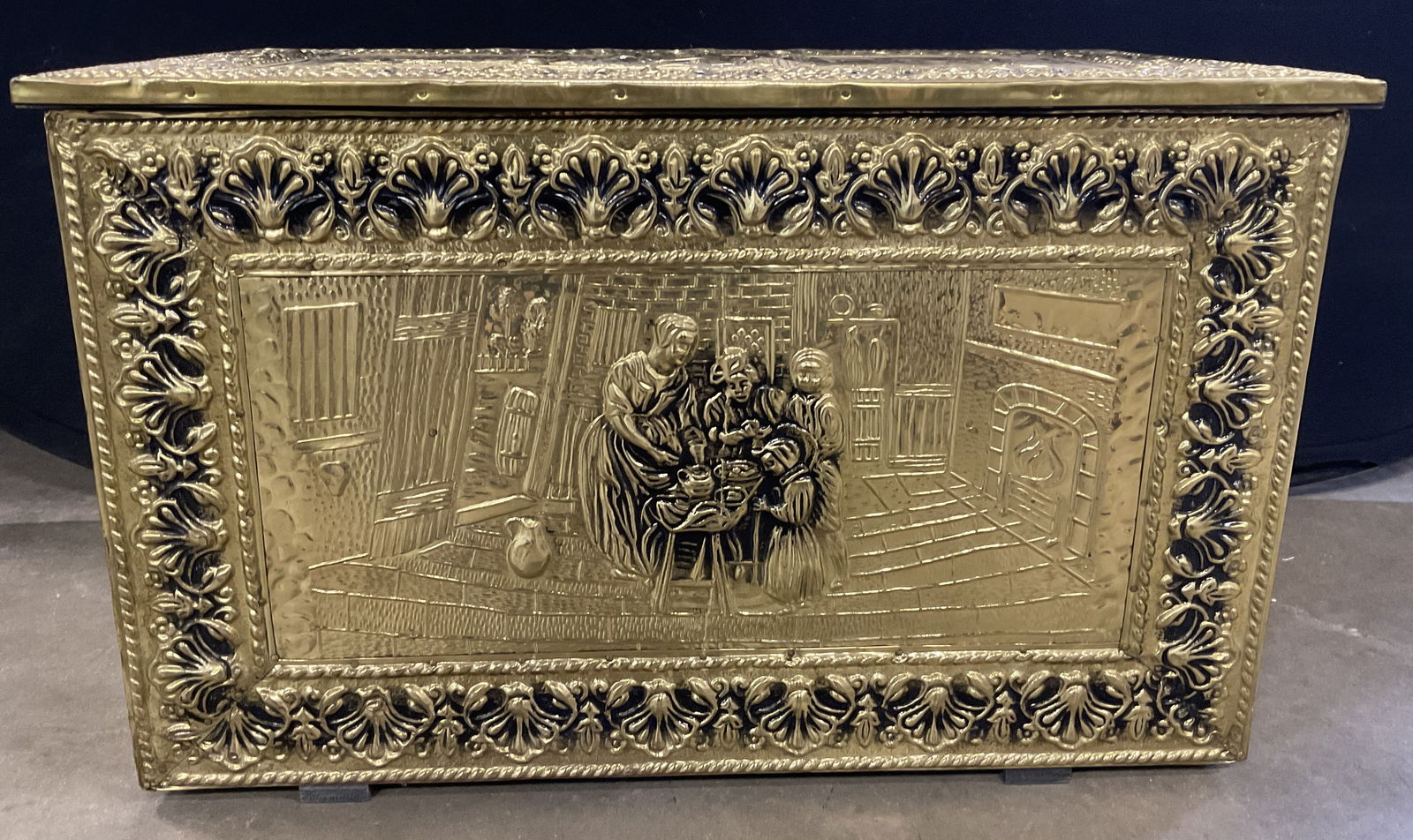 Vintage Brass & Wood Hinged Lid Chest / Trunk (1 of 13)