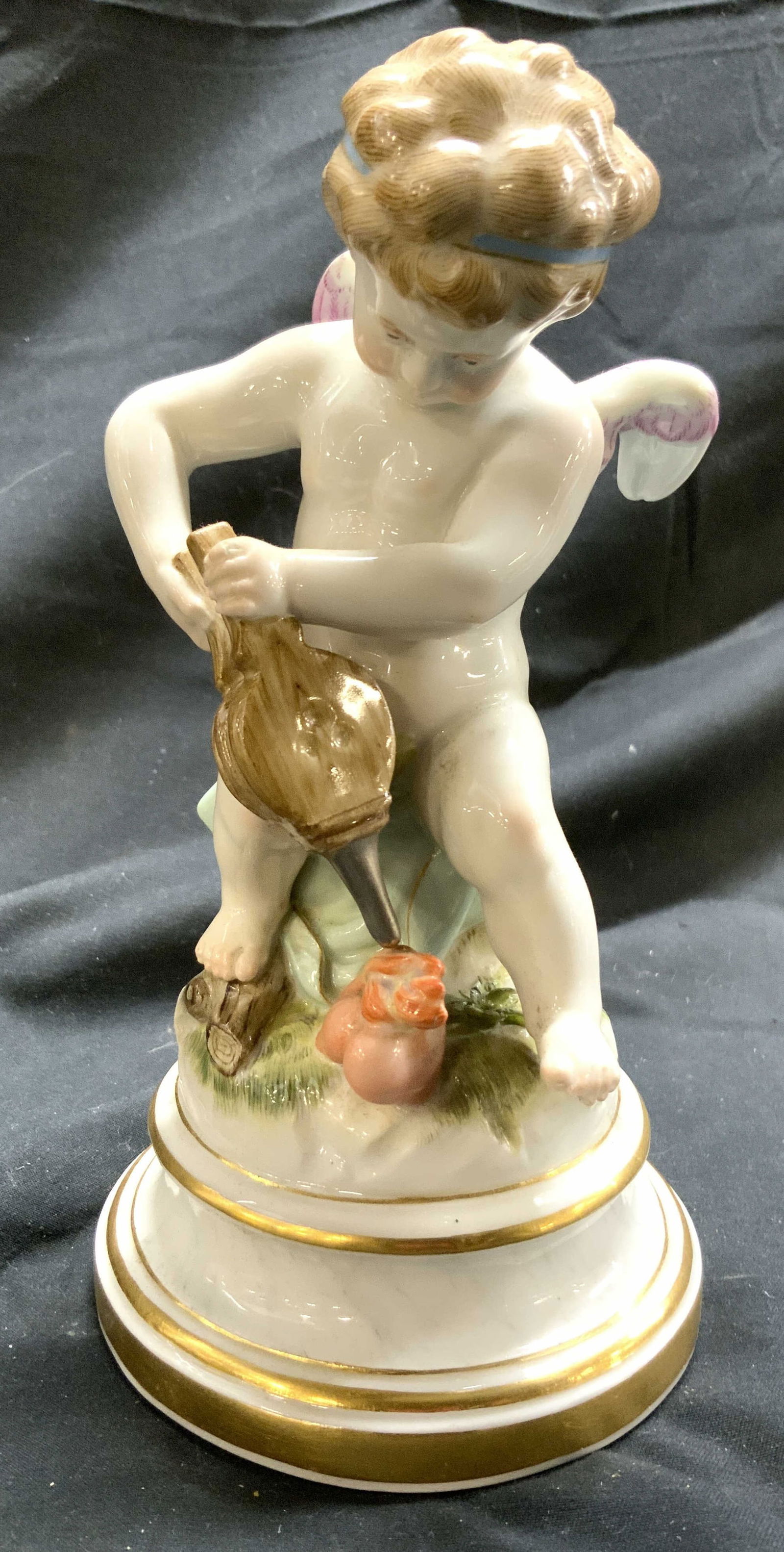 MEISSEN Vintage Porcelain Cherub Figure (1 of 8)