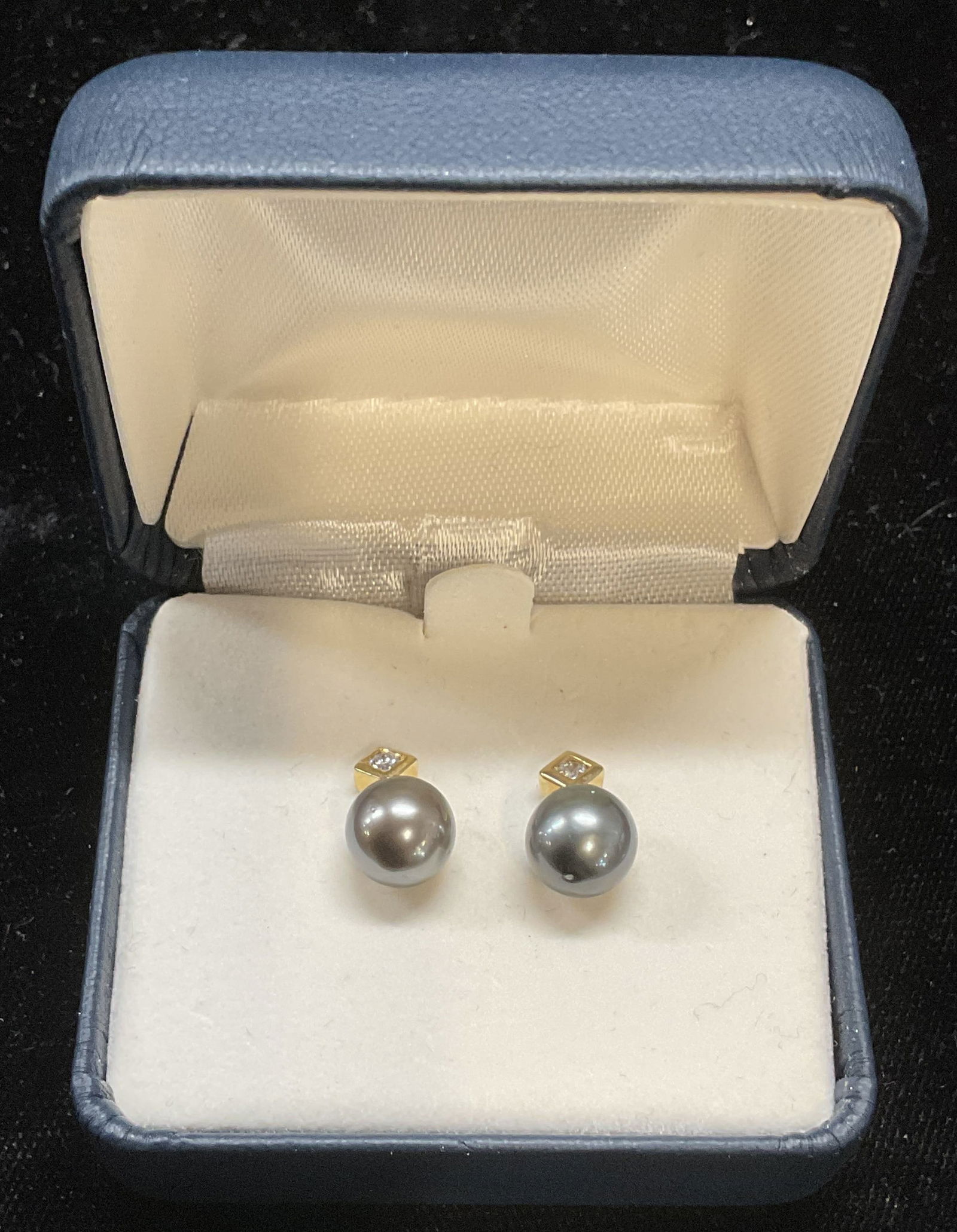 Signed 14k Gold Tahitian Pearl Diamond Earrings (1 of 6)