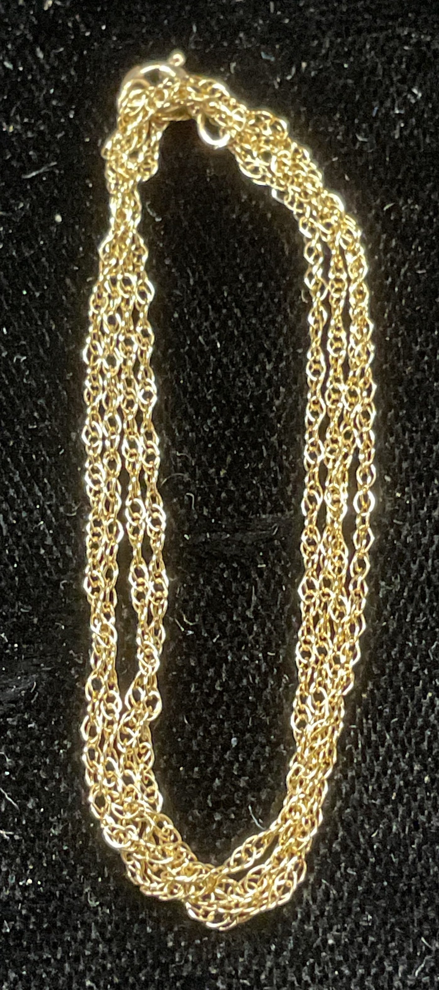 Vintage 14k Yellow Gold Dainty Chain Necklace: Vintage signed 14k yellow gold dainty chain necklace. Signed illegibly. Marked 14k. Drop length approx 8.75 inches. Total weight 0.4 dwt. Some wear including scratching observed. Jewelry, estate jewel