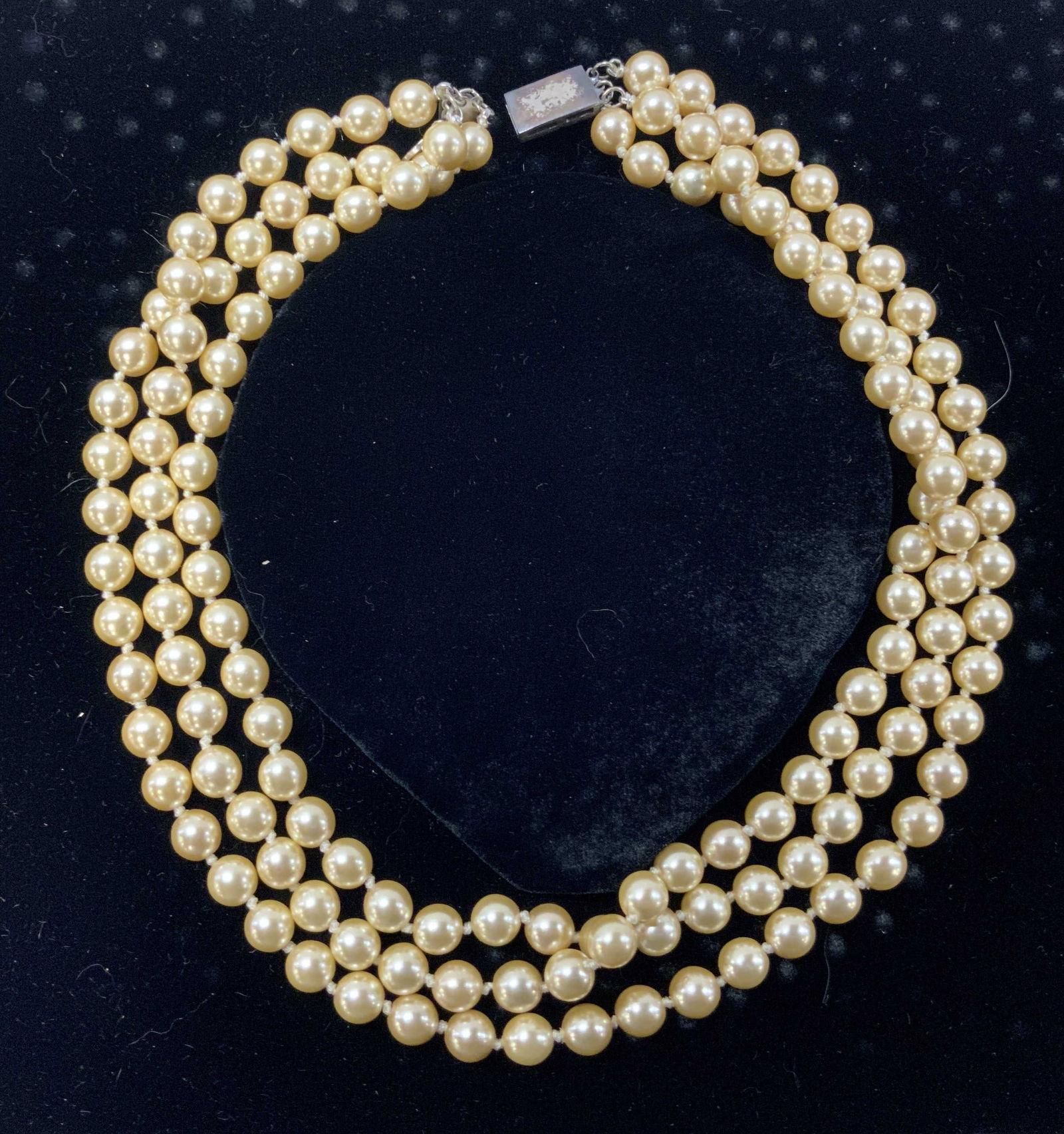 Vntg Franklin Mints Jackies Pearl Necklace w Box (1 of 6)