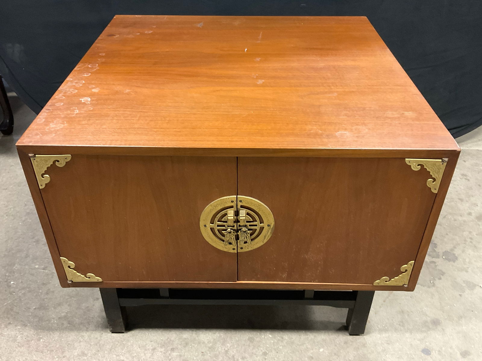Mid Century Style Asian Chest Coffee Table (1 of 8)
