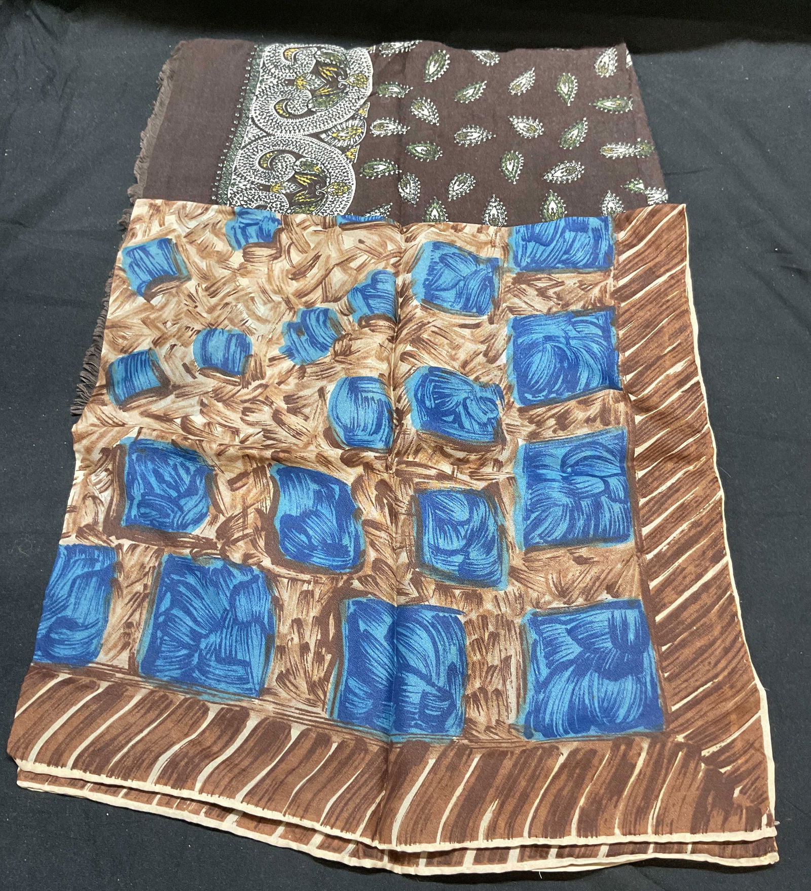 Lot 2 Brown Silk & Cotton Patterned Scarves (1 of 7)