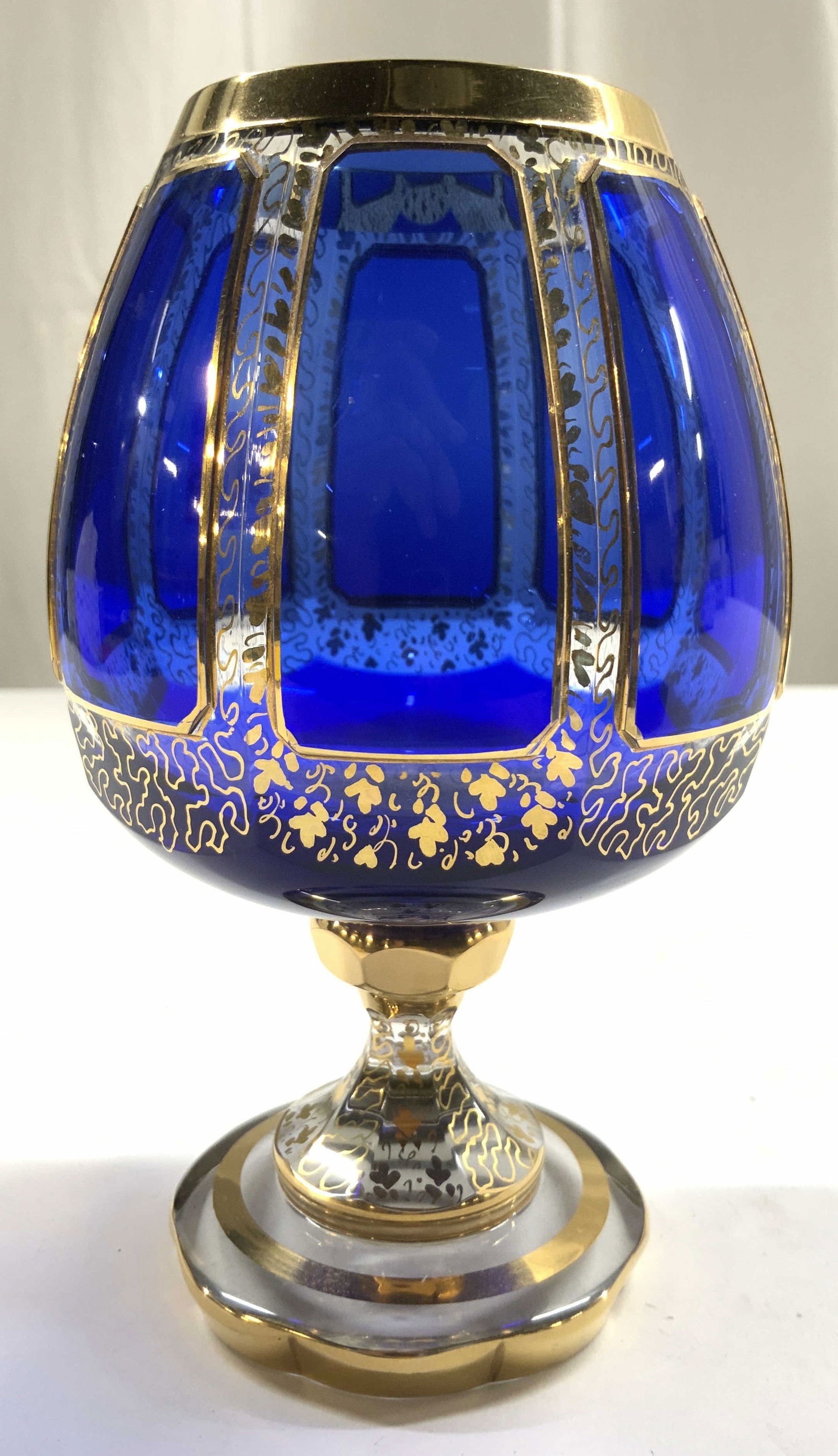 MOSER CABOCHON Art Glass Goblet (1 of 6)