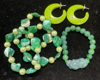 Lot 5 Mother of Pearl, Foo Dog Bracelets +