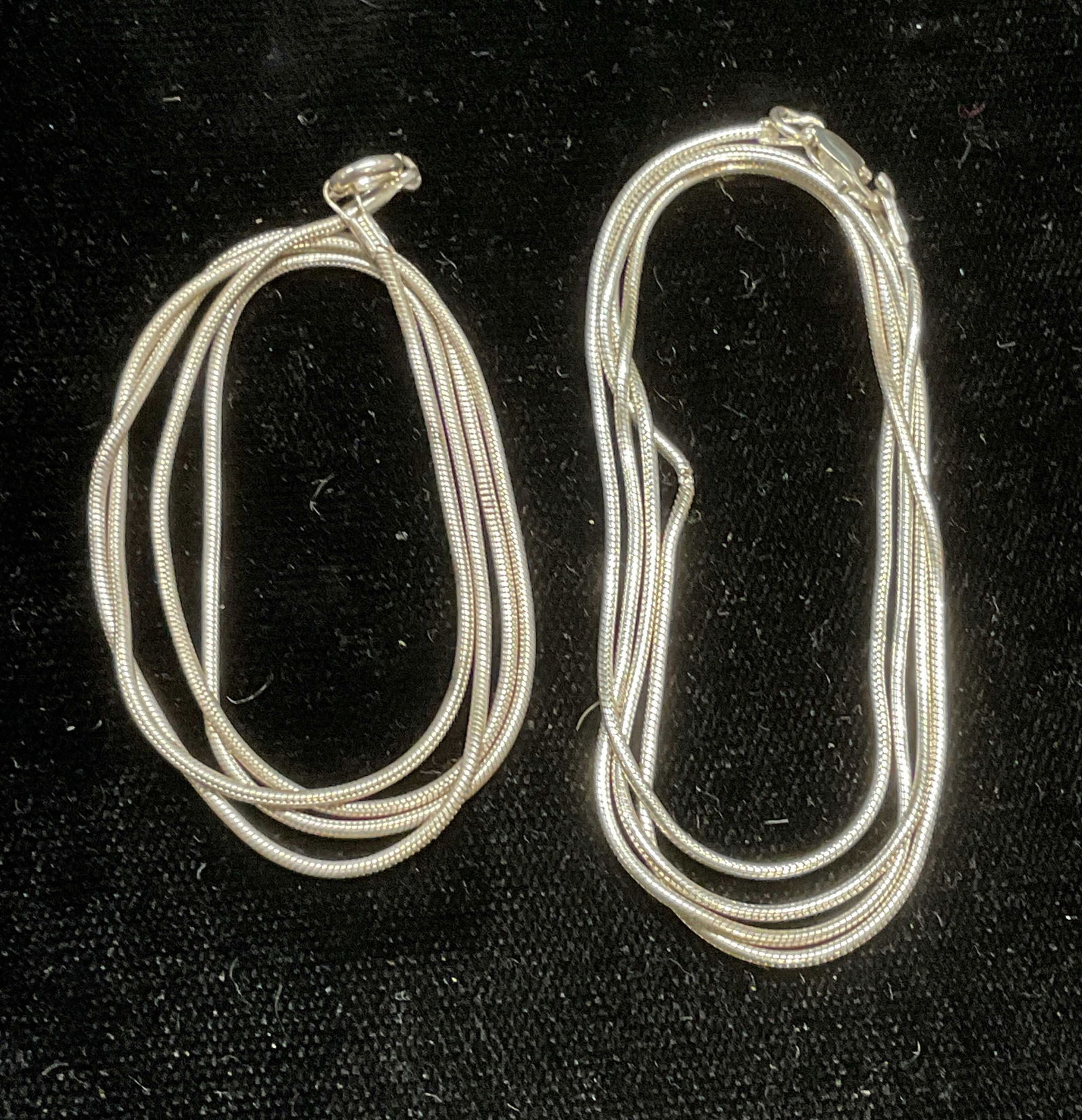 Lot 2 SV Sterling Silver Chain Necklaces, Italy (1 of 6)