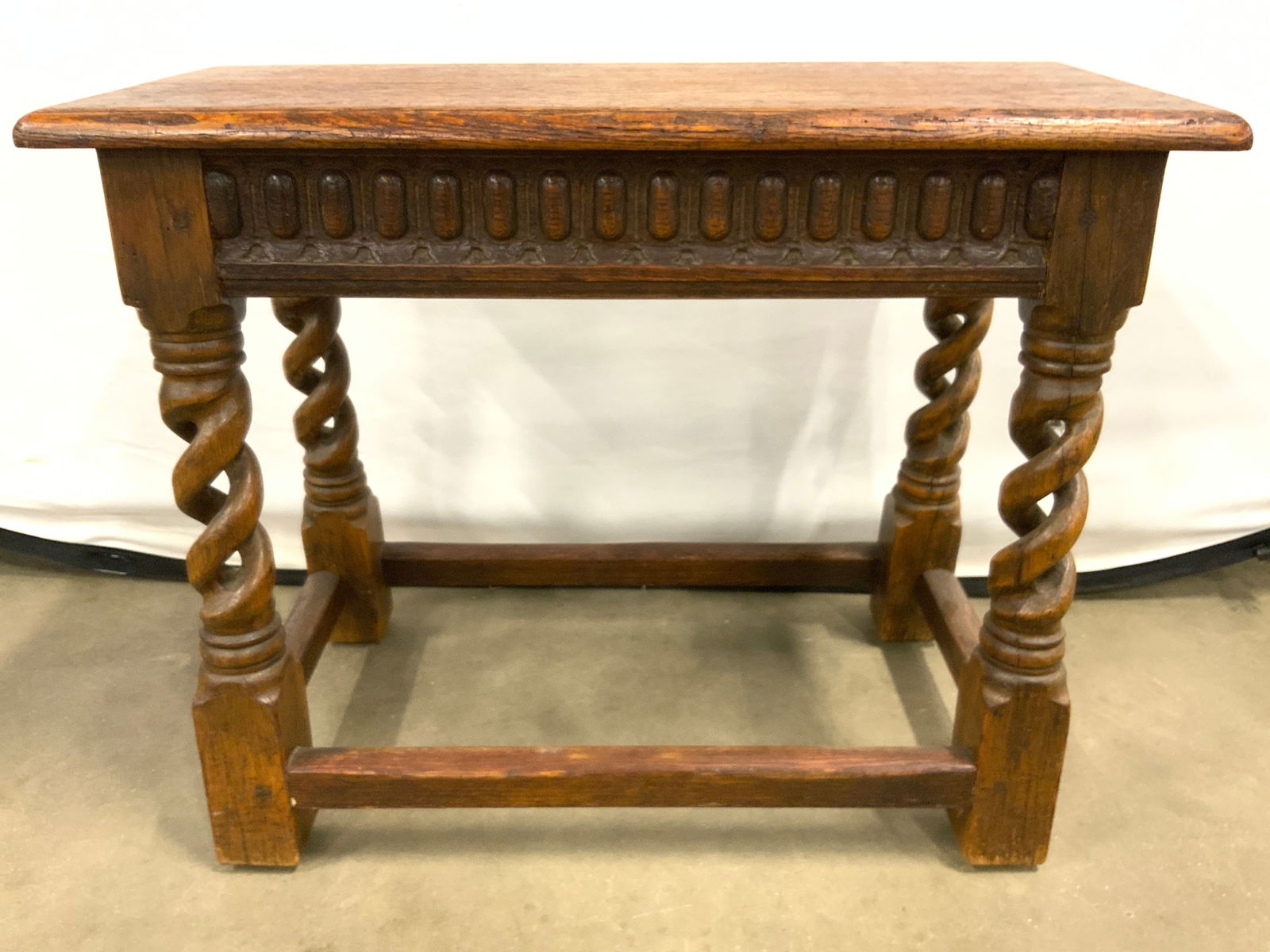 Vintage Oak Side Table W Barley Twist Legs (1 of 8)