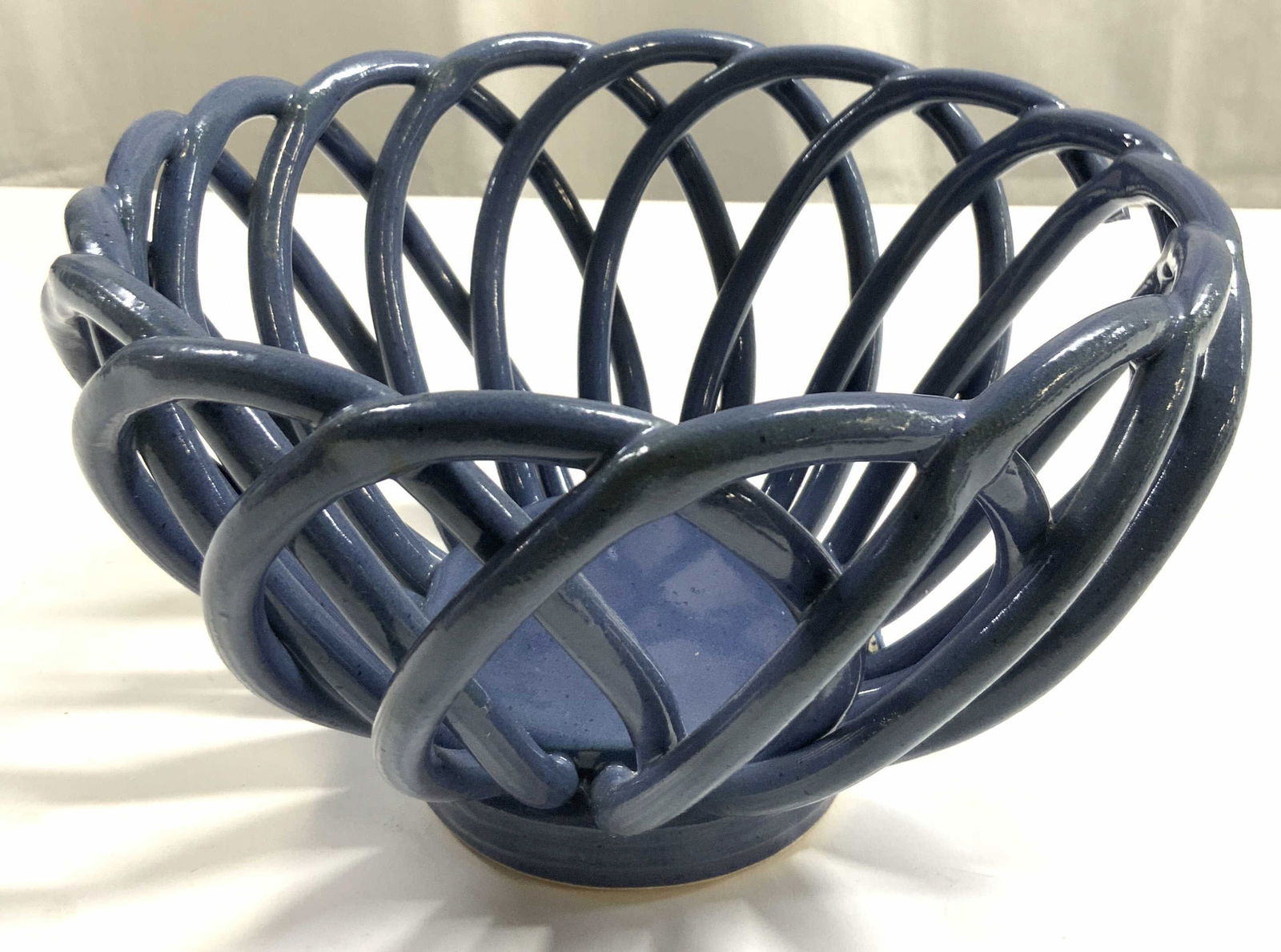 Lattice Weave Eucalyptus Stoneware Bread Bowl (1 of 7)