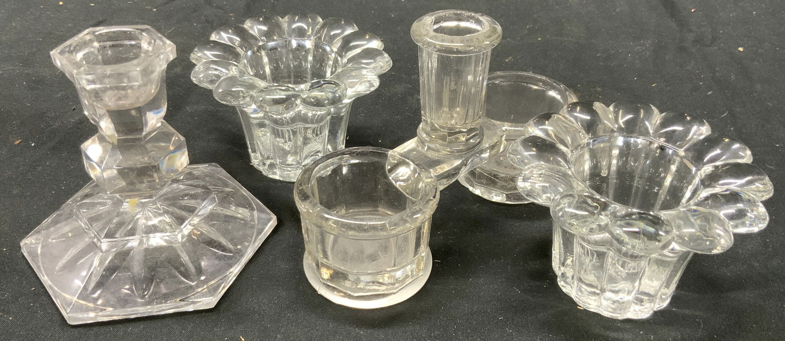 Lot 4 Assorted Art Glass Candle Holders (1 of 7)